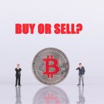 Silver Bitcoin coin with group of businessman - Creative Commons Bilder